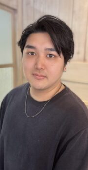 小林 佑輔